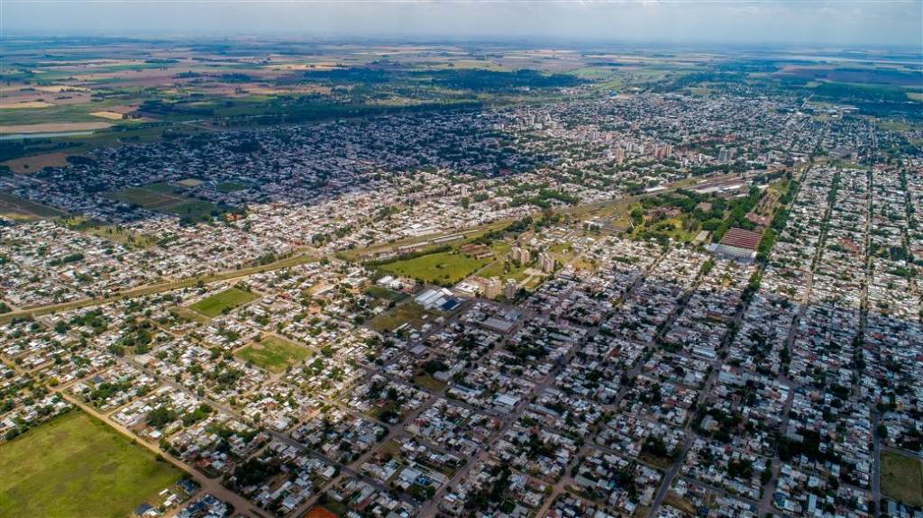 Venta de terrenos ferroviarios: advierten que en la Quinta Florida “hay vías y cinco galpones con material rodante que&nbsp;sirve”