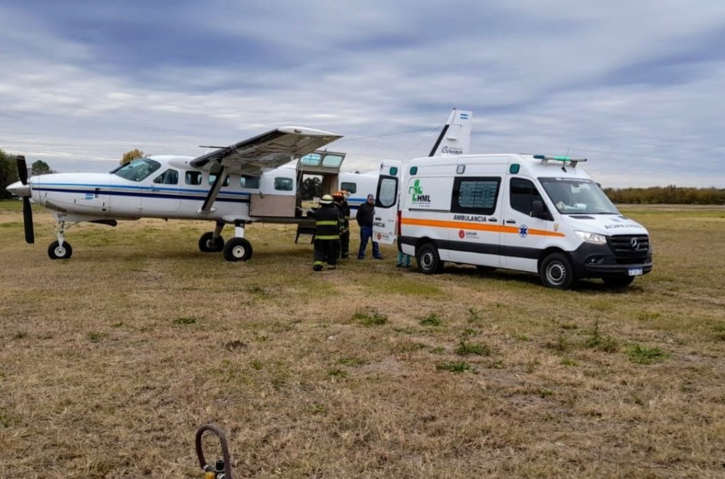 Intendente de General Pinto, en estado crítico tras chocar contra un camión: traslado urgente a Buenos Aires en vuelo&nbsp;sanitario