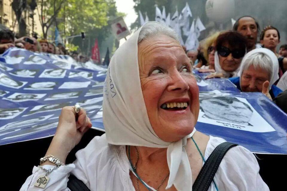 Adiós a Nora Cortiñas: la inquebrantable voz de Madres de Plaza de Mayo falleció a los 94&nbsp;años