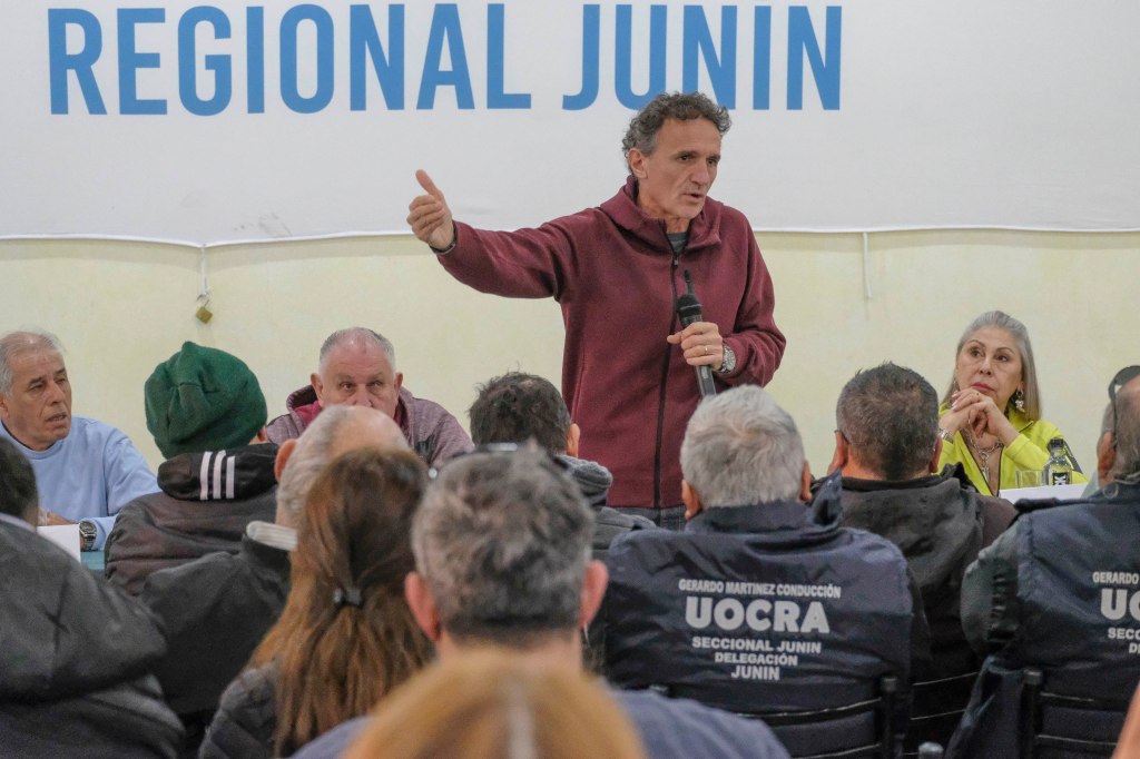 Gabriel Katopodis encabezó un acto político en Junín, con críticas a Javier Milei. (Foto: X).