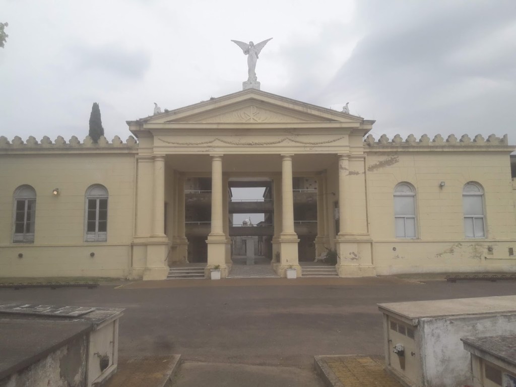 Invitan a realizar un recorrido histórico y cultural por el Cementerio Central de Junín. (Foto: Dani Gamica).