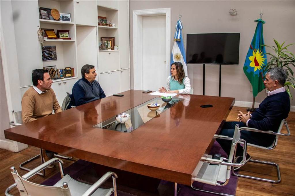 Respaldo total de fomentistas a proyecto del Municipio para regular el tránsito pesado en Junín. (Foto: Prensa Municipio).