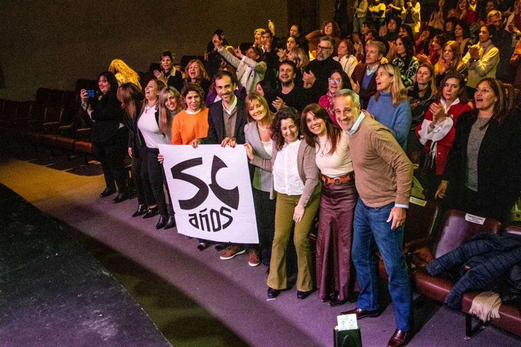 Petrecca destacó la labor de la Escuela de Arte “Xul Solar” en sus 50 años de vida. (Foto: Gobierno de Junín).