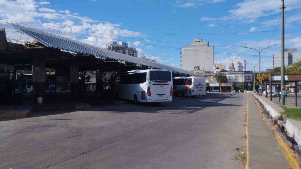 La odisea de viajar a La Plata: cambios en el servicio de TALP afectan a miles de pasajeros del noroeste&nbsp;bonaerense