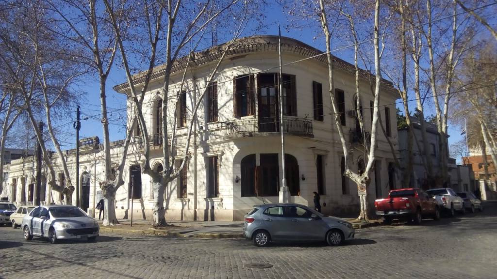 Violento asalto a un vendedor de ganado en su casa del barrio Pueblo Nuevo de Junín: los ladrones huyeron con joyas y 4 mil&nbsp;dólares