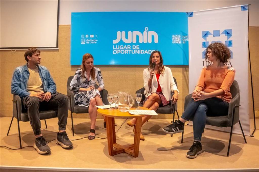La Feria del Libro de Junín 2024 ofrece una experiencia integral para el aprendizaje, la cultura y el esparcimiento. (Foto: Prensa Gobierno de Junín).