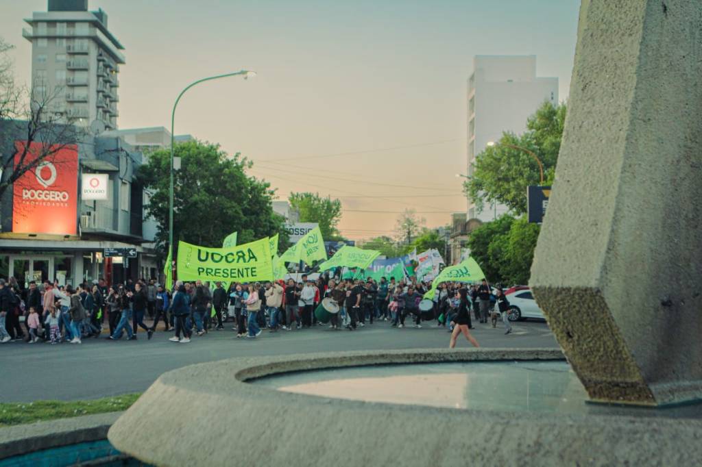 Mendoza: «Sigamos defendiendo la educación pública, sigamos defendiendo el futuro de nuestro&nbsp;país»