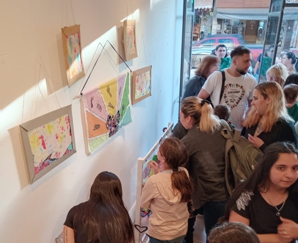 Muestra de arte del Jardín Montessori en la Galería de Arte&nbsp;Municipal