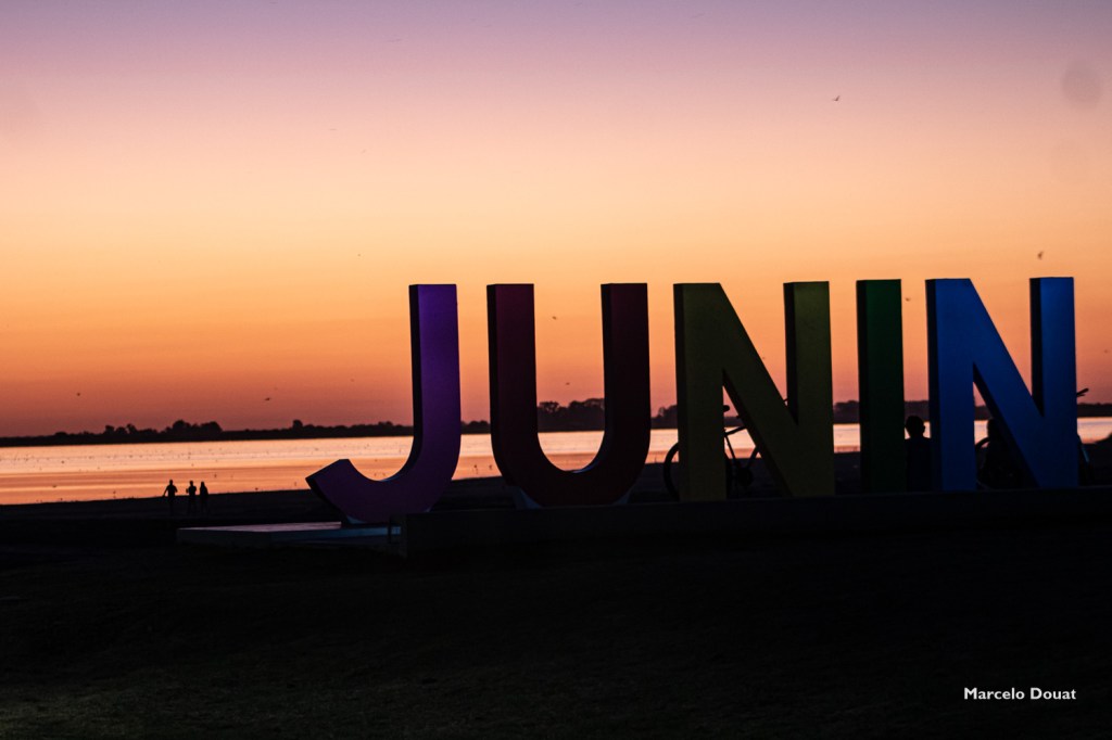 El cometa Atlas iluminó el cielo de Junín: fotos y un desenlace inesperado. (Foto: Facebook/@marcelodouatfotos).