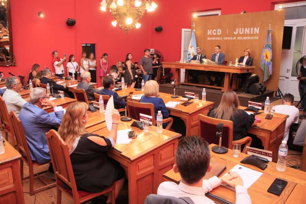 Apertura de sesiones en el Concejo: instituciones locales y dirigentes destacaron el mensaje de Pablo&nbsp;Petrecca