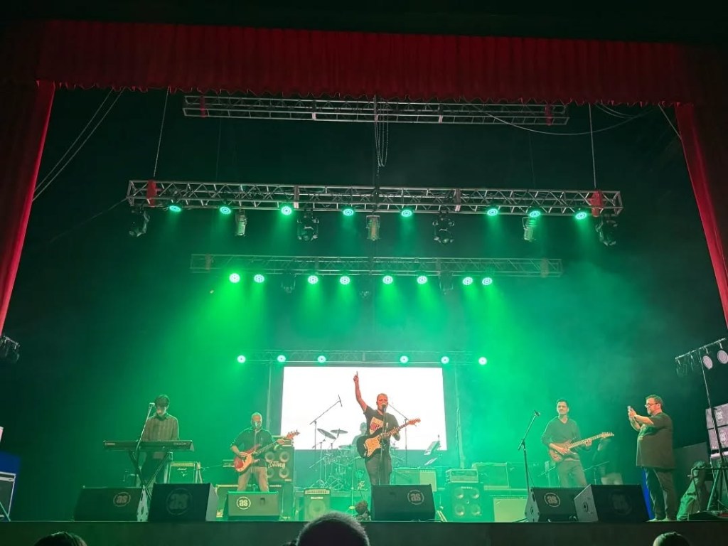 El festival Para tocar rock & roll encendió el renovado Teatro San Carlos de&nbsp;Junín