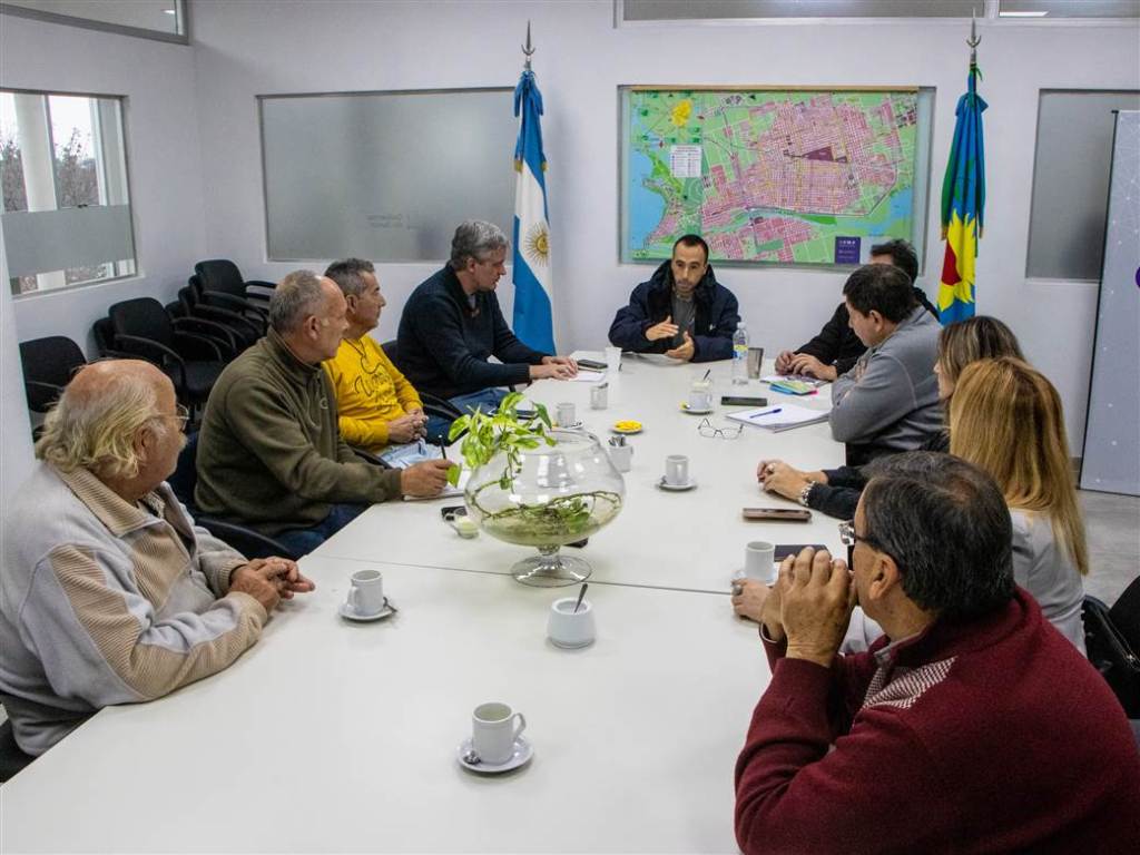 Junín: acuerdan reclamos por falta de obras, accesos peligrosos e iluminación en la Ruta 188 antes de la audiencia&nbsp;pública