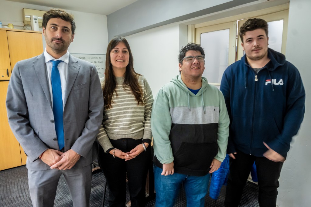 Jóvenes juninenses desarrollan una app para personas con dificultades para&nbsp;comunicarse