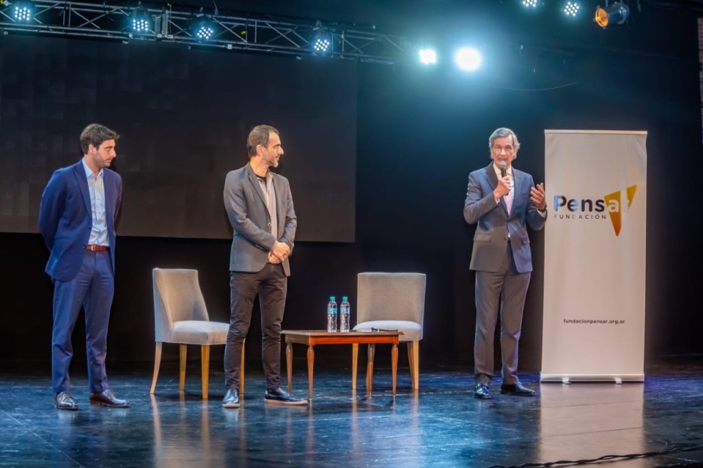 Conrado Estol: “Si en el país se replicara la capacidad, la intención y la honestidad que tienen en Junín, todo cambiaría”. (Foto: Prensa Gobierno de Junín).