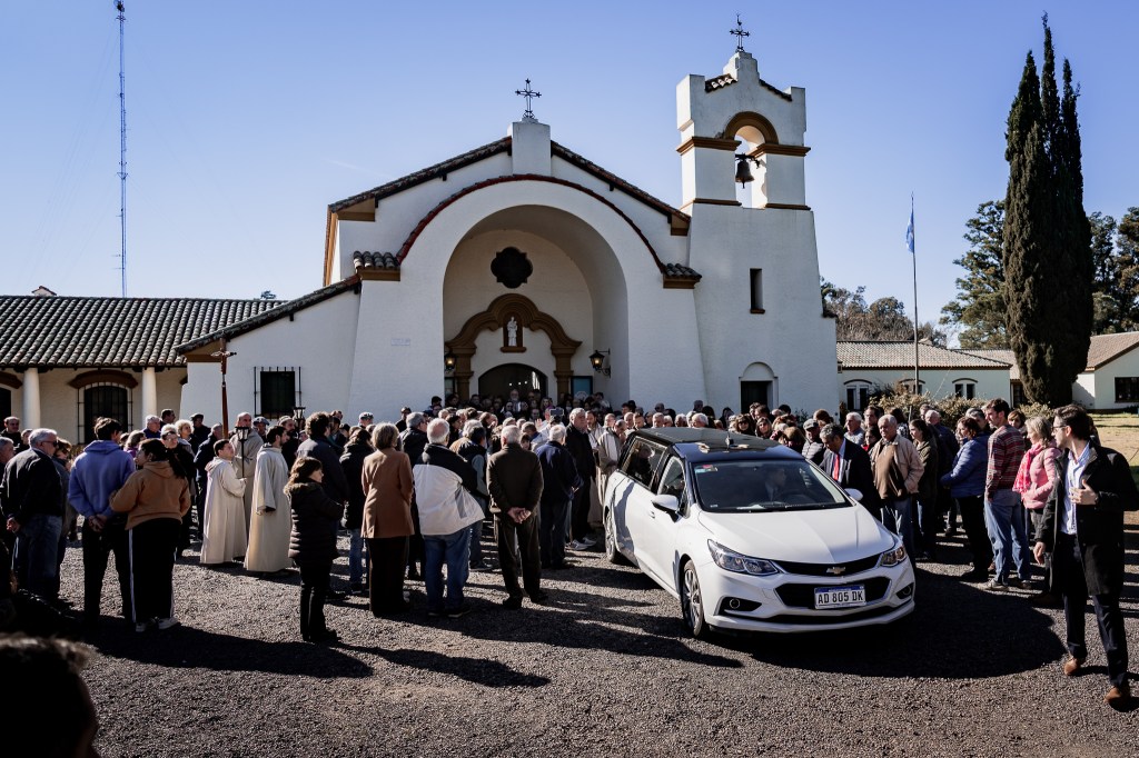 La comunidad de Los Toldos despidió al padre Mamerto Menapace en el monasterio que fue su casa durante más de 70&nbsp;años