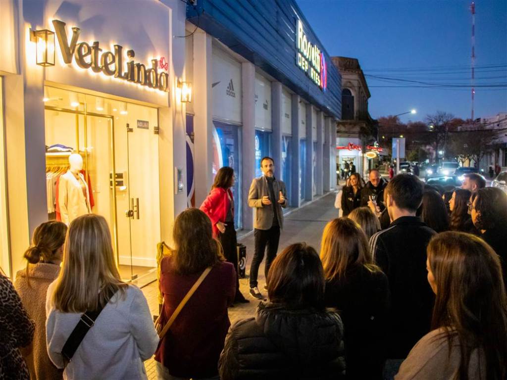 “Trabajo de lo que amo”: Vetelinda abrió su segundo local y emocionó con su&nbsp;historia