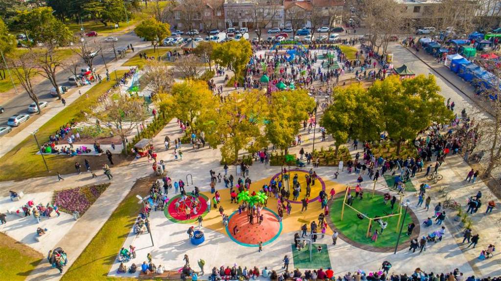 Así quedó la plaza Sesquicentenario de Junín tras su completa&nbsp;remodelación