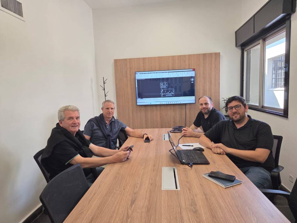 EDEN fortalece el servicio eléctrico en Junín y dialoga con vecinos sobre proyectos de mejora. (Foto: Prensa EDEN).