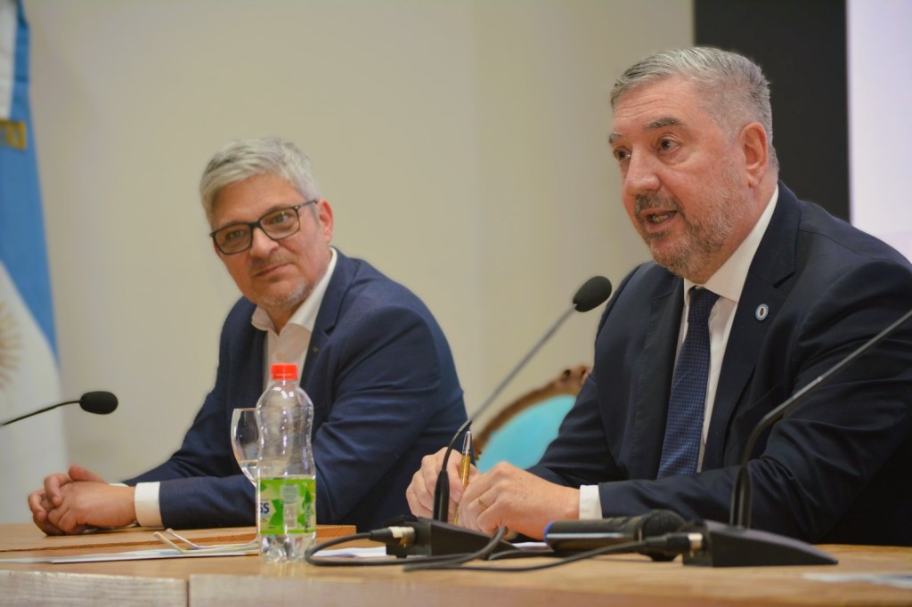 «Queremos seguir construyendo ciencia»: la UNNOBA logró su primera Unidad Ejecutora junto al CONICET y la&nbsp;UNSAdA