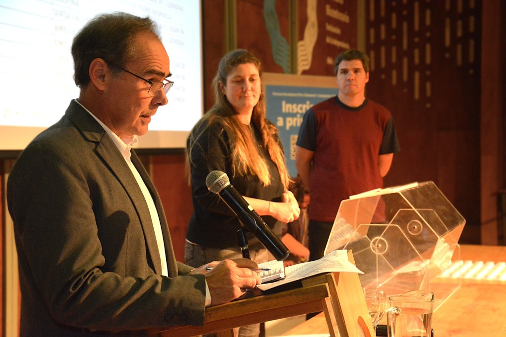 Sorteo de ingresantes 2026 en Junín: la Escuela Secundaria Sarmiento ya definió sus estudiantes. 