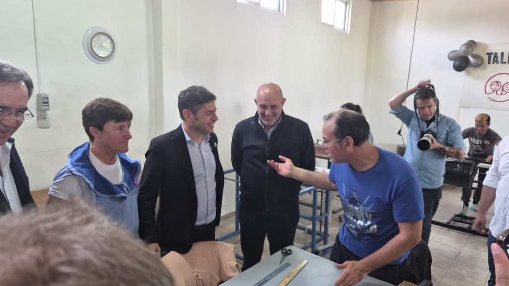 Kicillof y Guerrera recorrieron General Pinto: “Sin jubilados, campo e industria no hay&nbsp;país”