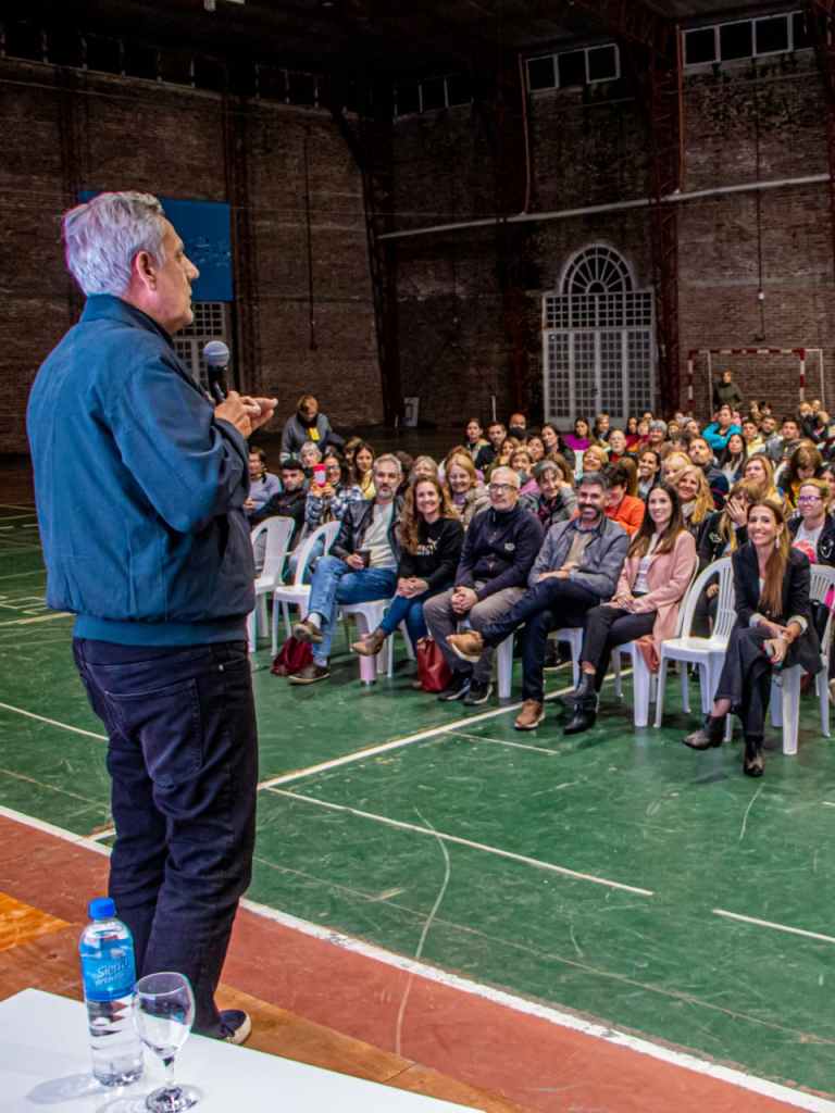 Bernardo Stamateas en Junín: gran convocatoria para la presentación de “Gente nutritiva”.