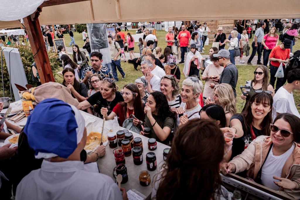 Las fotos del Festival del Queso en Los Toldos, que continúa este domingo con más música y&nbsp;sabores