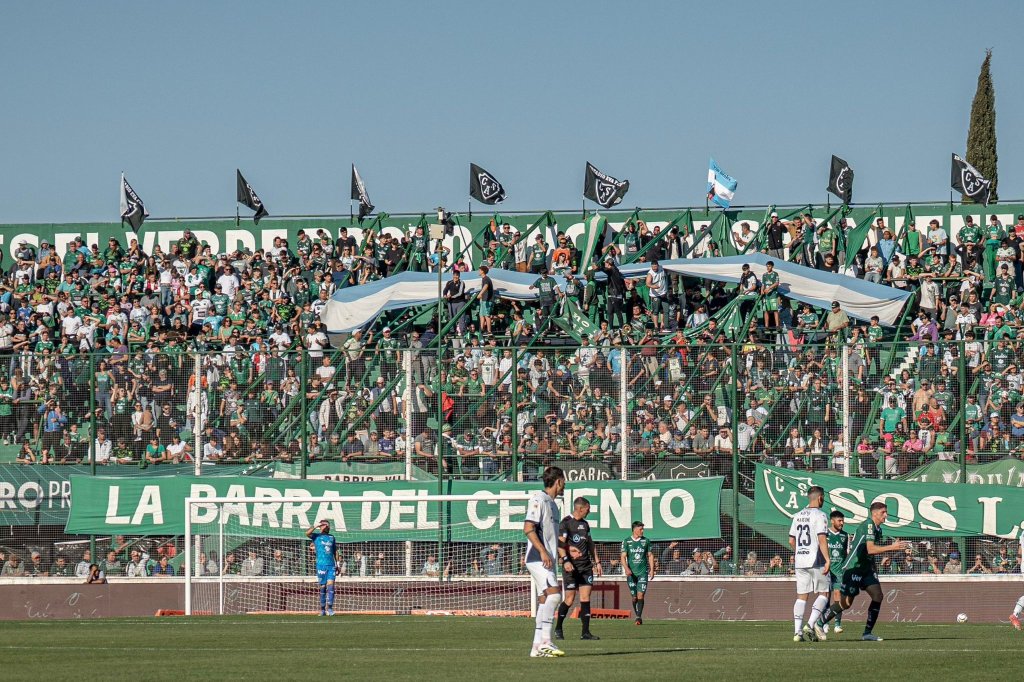 Los hinchas de Sarmiento celebran hoy su día con una gran fiesta en el estadio Eva&nbsp;Perón