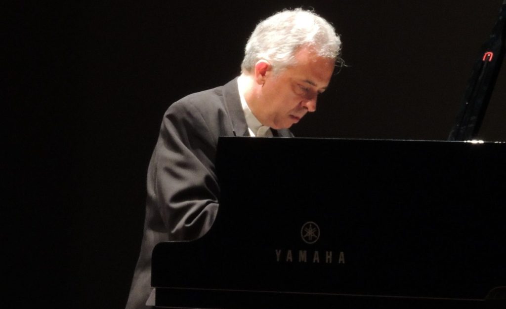 Ciclo de piano “Ciudad de Lincoln”: Alfredo Corral cerrará una de sus últimas funciones del&nbsp;año