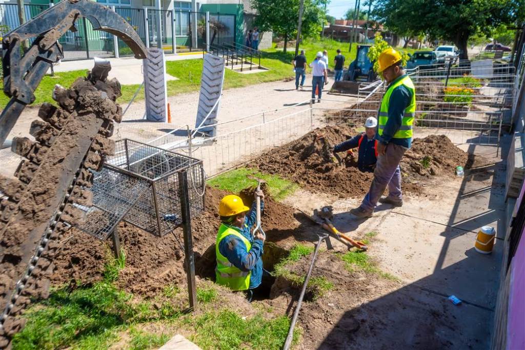 Almirante Brown suma 12 cuadras de red de gas y los vecinos celebran una obra largamente&nbsp;esperada