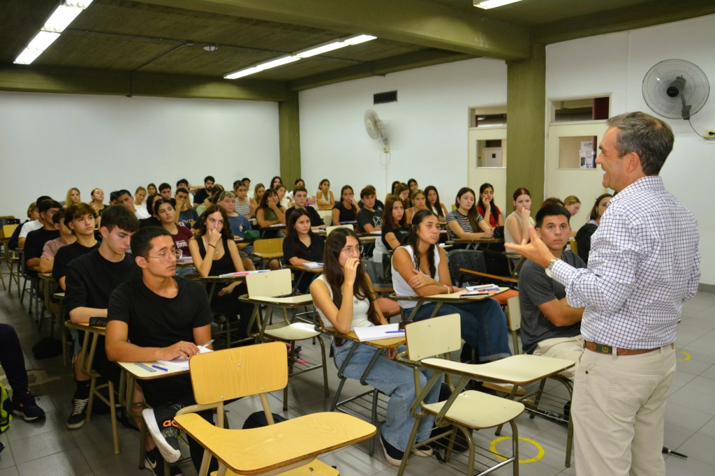 Las carreras vinculadas al agro, la tecnología y la salud concentran más de la mitad de las elecciones entre quienes ingresan a la UNNOBA en 2026.