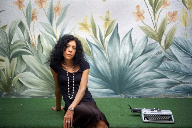 Leila Guerriero, orgullo de Junín, y su mensaje desde Francia: el periodismo debe mirar también lo que&nbsp;incomoda